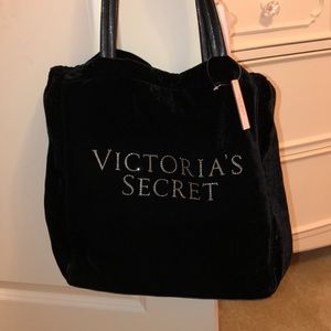 Victoria’s Secret tote brand new!!